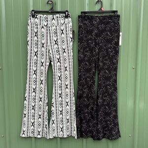 Women's Juniors Pull-On Flare Leg Bell Bottom Hippie Pants 2-Pack Size M